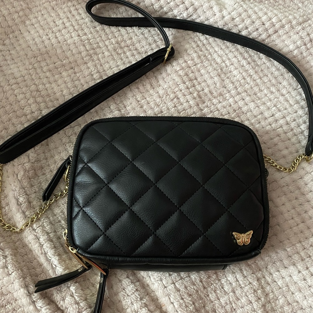MAXSTUDIO BLACK PURSE